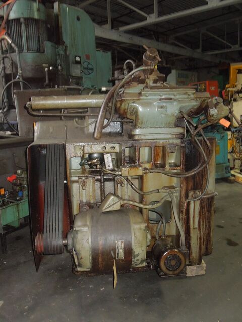 Cincinnati No. 2 Mdl. O-M, centerless grinder, 3.5"/4.75" work rest capacity, 8" thru-feed, 24" diameter & - Image 3