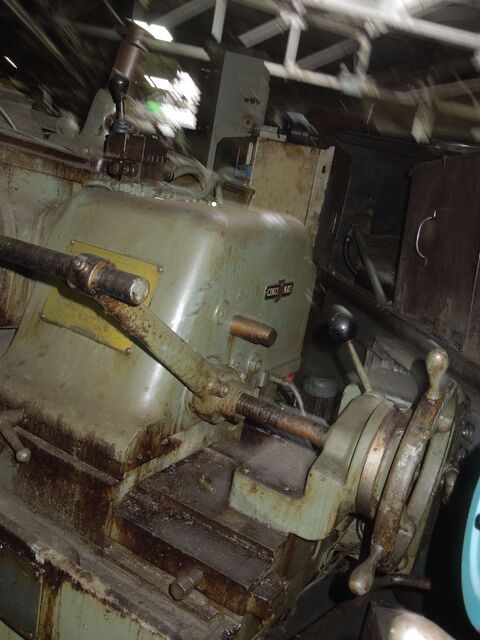 Cincinnati No. 2 Mdl. O-M, centerless grinder, 3.5"/4.75" work rest capacity, 8" thru-feed, 24" diameter & - Image 4