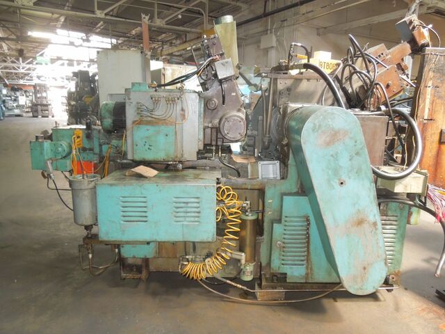 Cincinnati No. 230-10, twin grip centerless grinder, 4" diameter work rest capacity, 4" Infeed work rest, 24" - Image 7