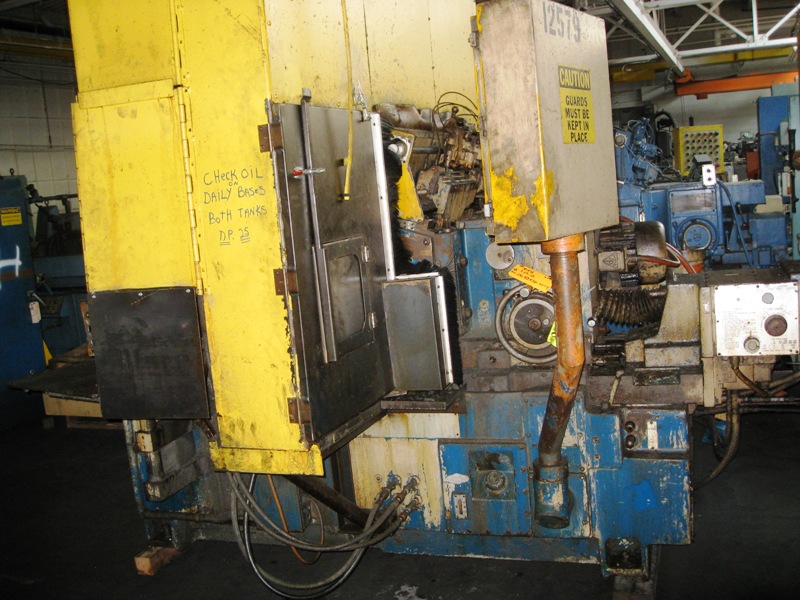 Cincinnati No. 325-12 Mdl. DE, centerless grinder, 6" diameter work capacity, 3" diameter work rest capacity - Image 1