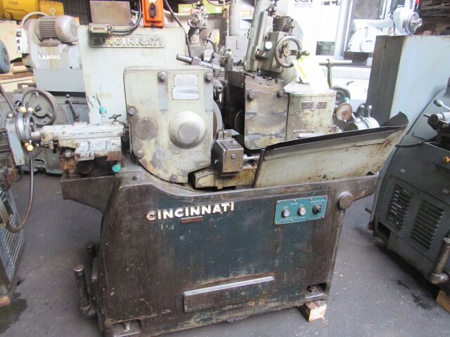 Cincinnati No. 107-4, centerless grinder, 4" Infeed work rest, 16" diameter & 9" diameter wheels capacity - Image 3