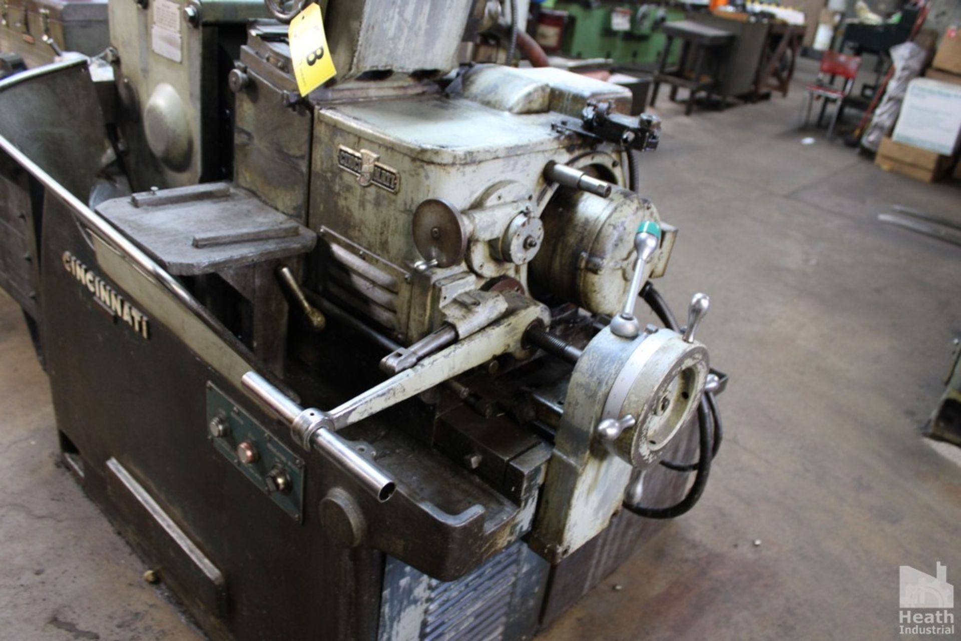 Cincinnati No. 107-4, centerless grinder, 4" Infeed work rest, 16" diameter & 9" diameter wheels capacity - Image 10