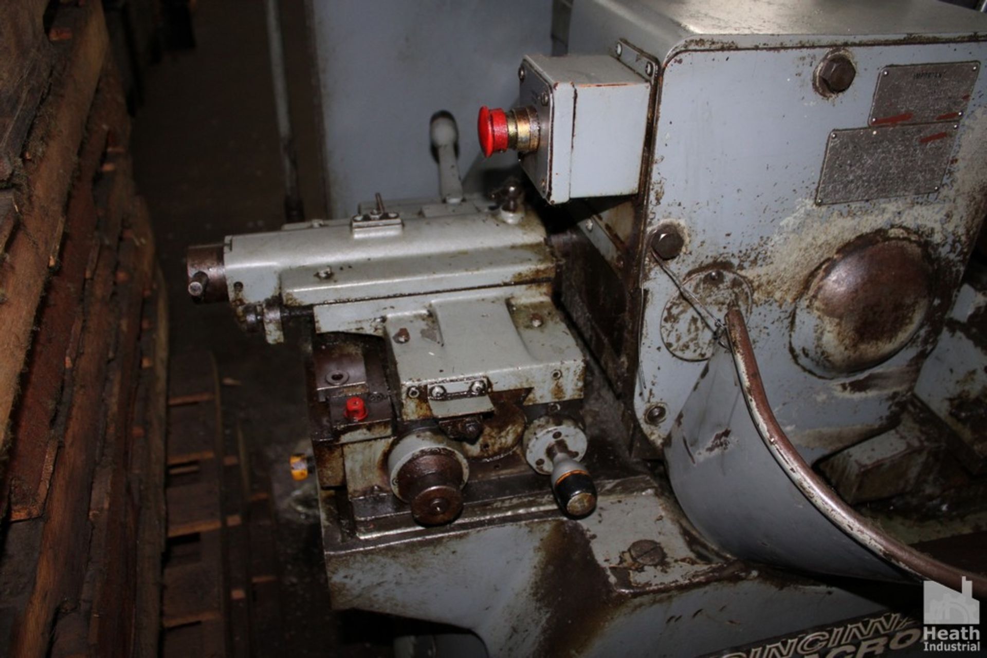 Cincinnati No. 107-4, centerless grinder, 4" Infeed work rest, 16" diameter & 9" diameter wheels capacity - Image 4
