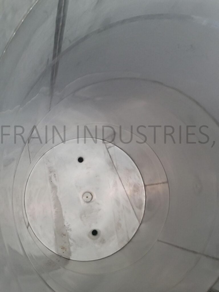 3600 gallon 304 Stainless Steel silo, 72" dia. x 220" straight wall, 18" OD bolt down manway, dish bottom - Image 2
