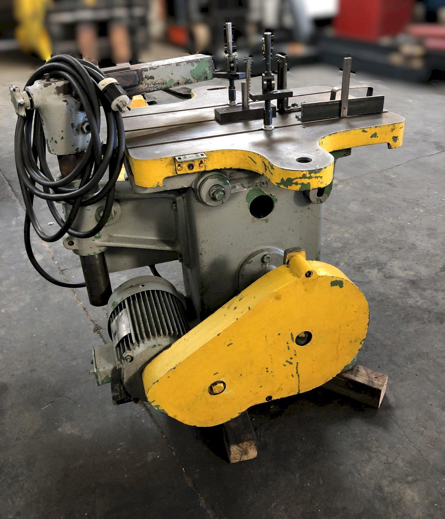1/16"- 1-1/2" Davis #5, keyseater broach machine, 17" keyway length, 18.75" throat, 30" x21" tbl. - Image 5