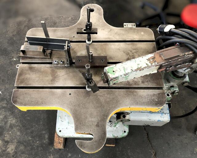 1/16"- 1-1/2" Davis #5, keyseater broach machine, 17" keyway length, 18.75" throat, 30" x21" tbl. - Image 7