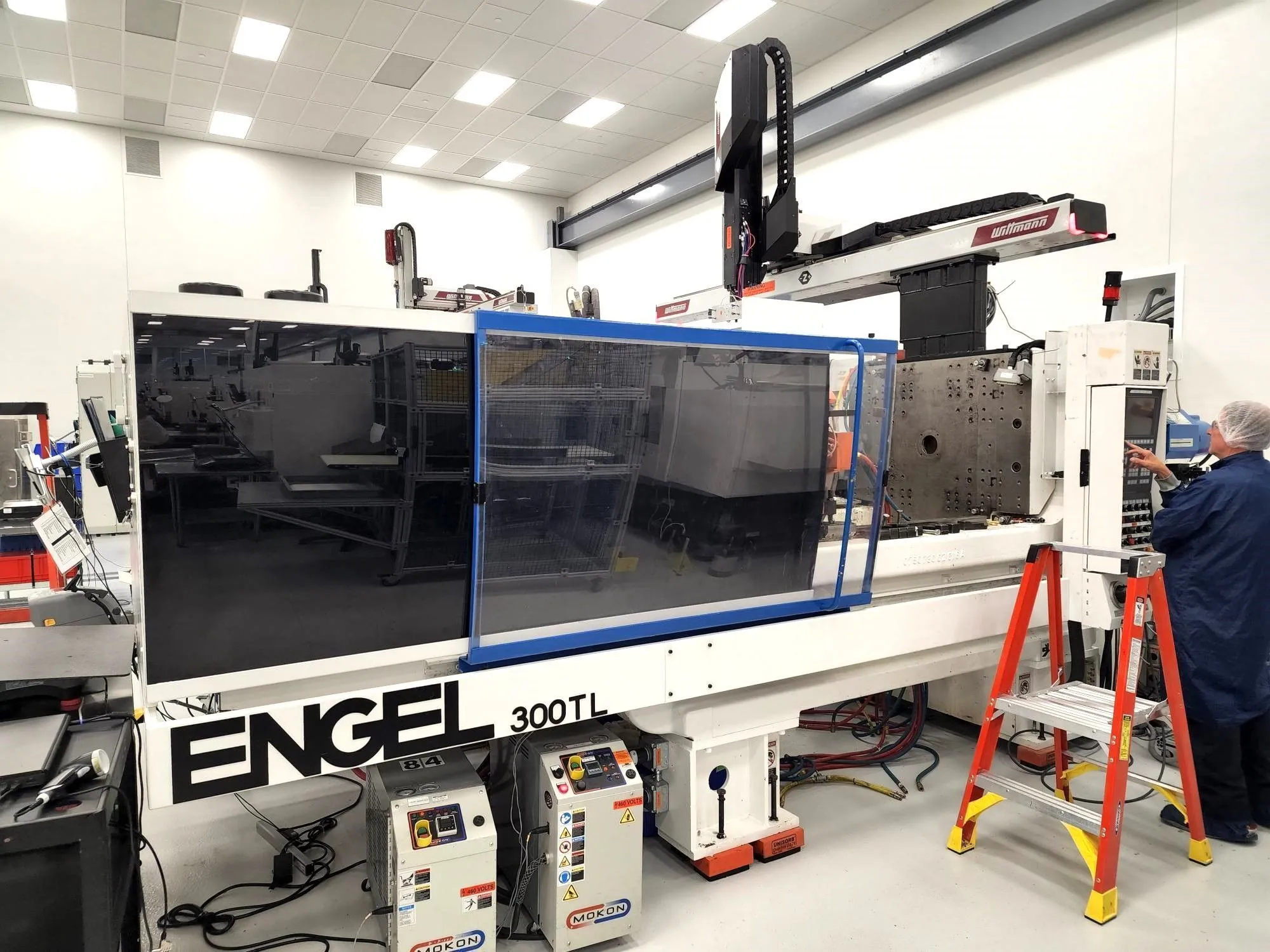 300 Ton, 20 oz., Engel #ES-1050H-330L-300TL, horizontal plastic injection molder, 35.6" x 35.8" platen, CC100 - Image 1
