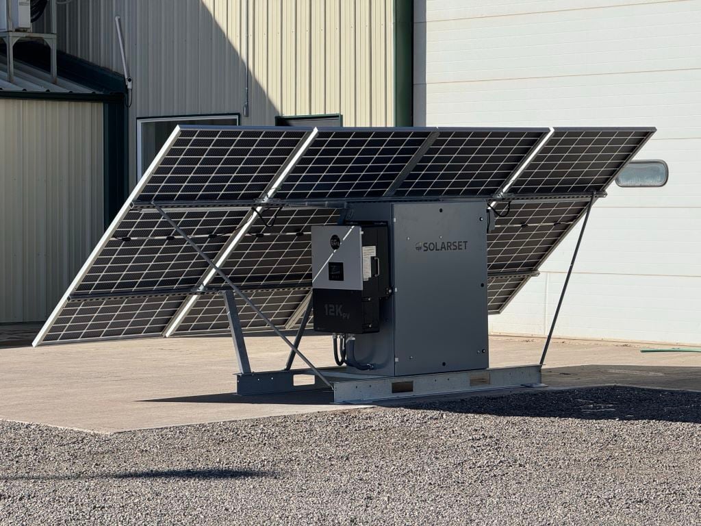 2750 Watt SolarSet #LT-4-OGS-2.75-10.2, 4 panel, standard off grid solar system, 240 Volts, new - Image 2