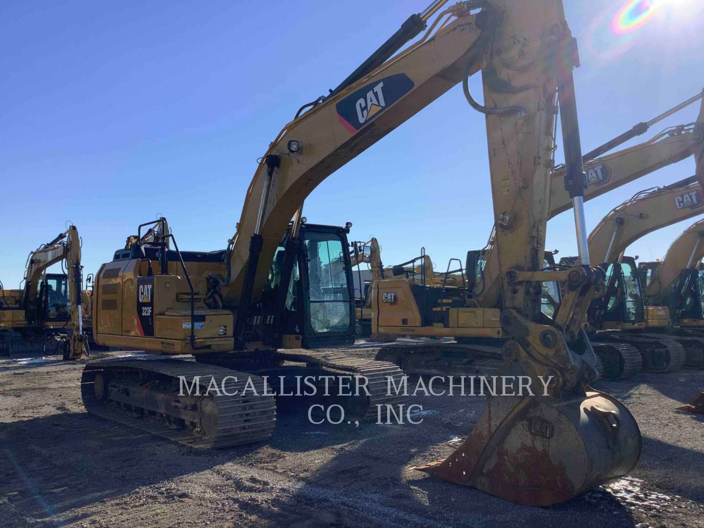 Caterpillar 323FL, Crawler Excavator, 5650 hours, S/N: YEJ10233, 2017 - Image 2