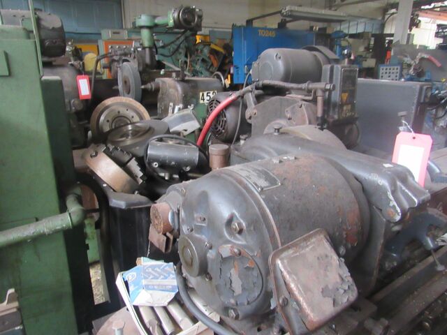 14" x 60" Brown & Sharpe #4, universal grinder, 12" x 1.5" x 5" grinding wheel, 12" 4-Jaw chuck, 3-150 IPM - Image 5