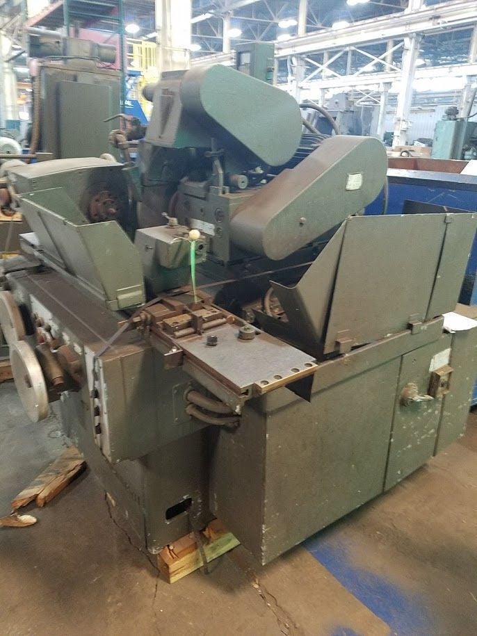 10" x 17.5" Cincinnati #R-57, universal cylindrical grinder, 5" H of centers, 16" x 2" x 5" grinding wheel, 3 - Image 4