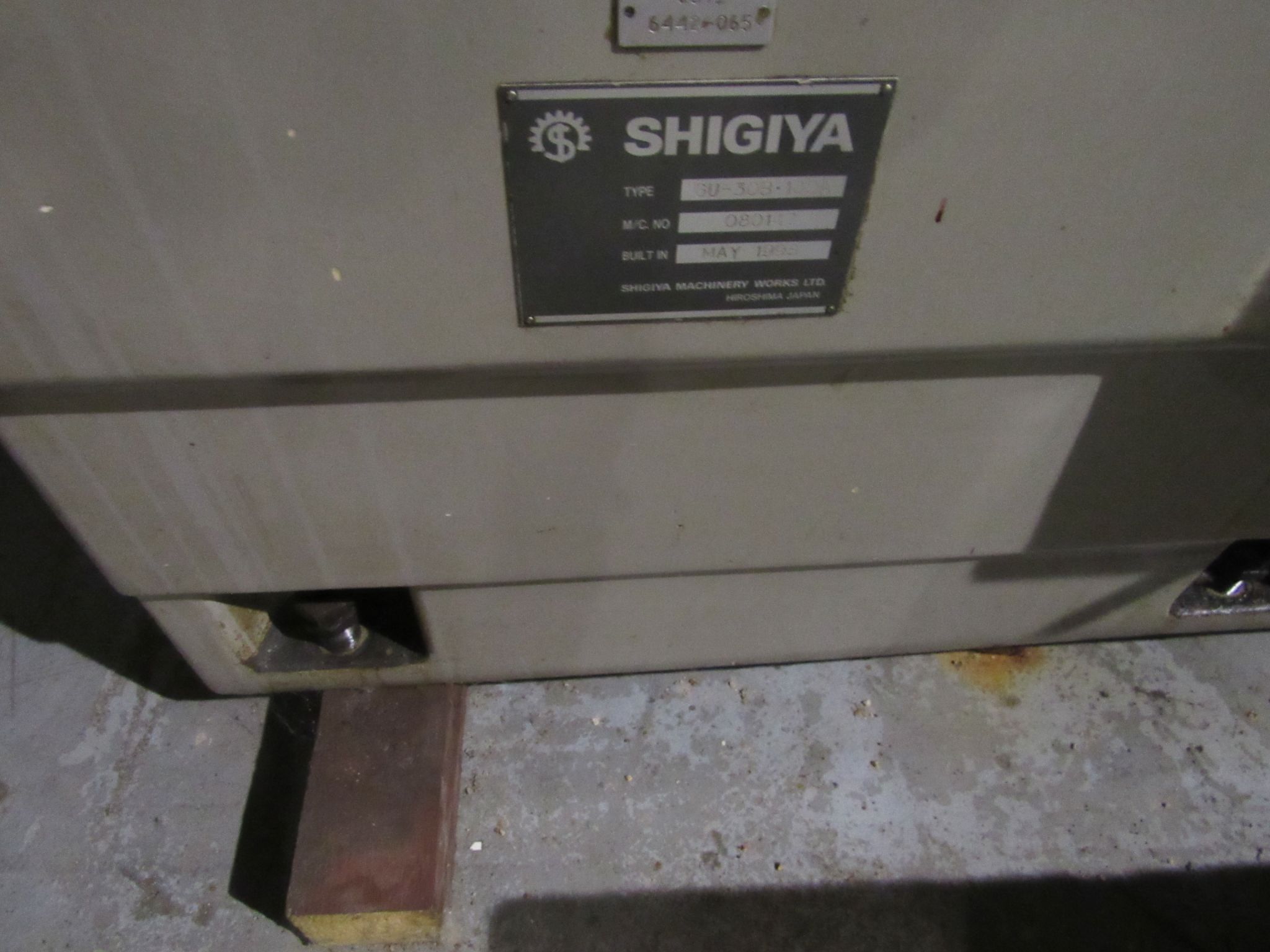 11.8" x 40" Shigiya #GU-308-100A, universal cylindrical grinder, 14" x 1" x 6" wheel, 3.7 kW, 1998 - Image 5