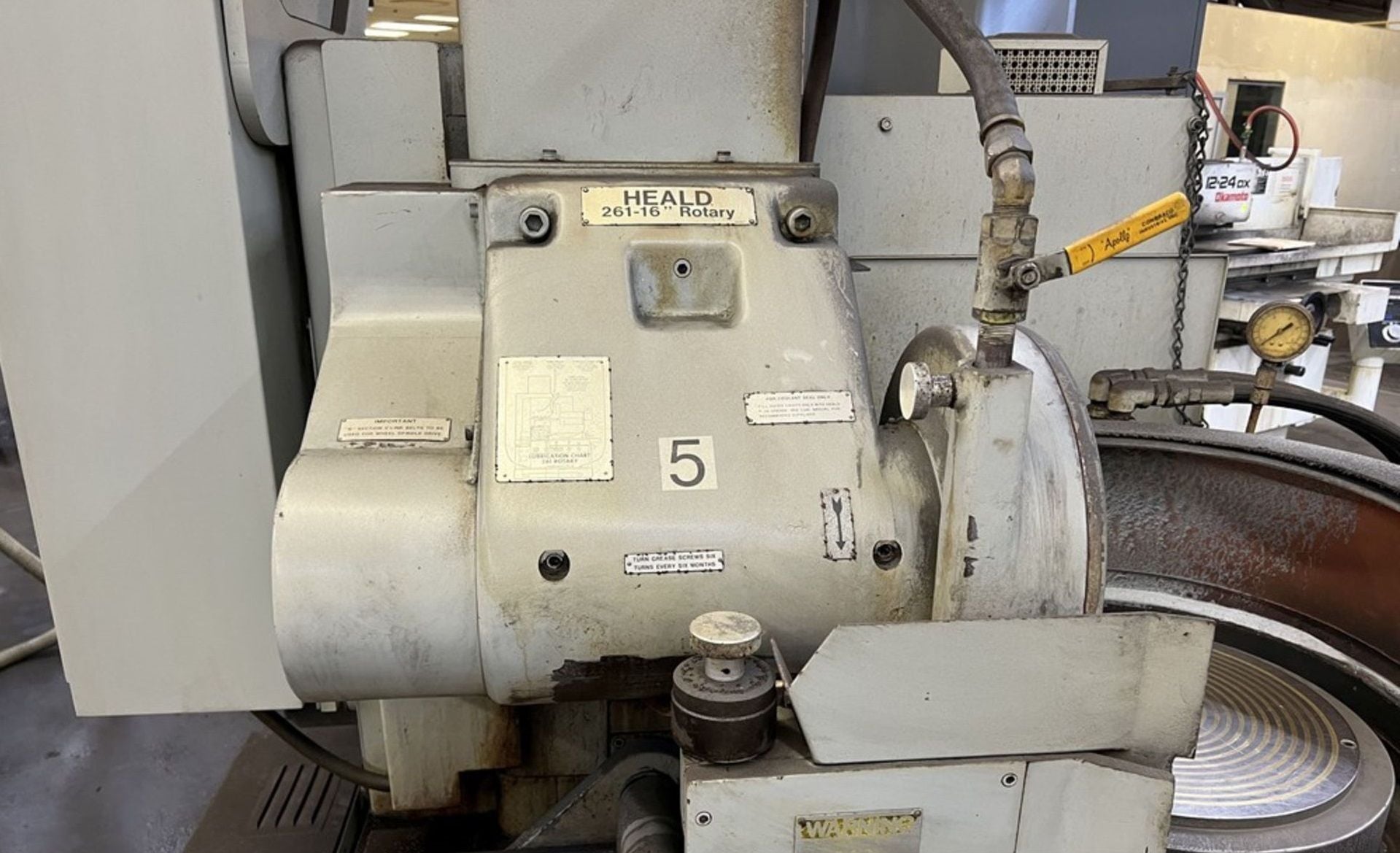 Heald #261, rotary surface grinder, 20" swing, 16" chuck, 14" x 1" x 5" wheel, 8" grinding stroke, 12" table - Image 9