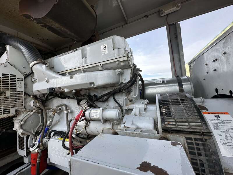 265 KW Detroit Diesel #250DSE, diesel generator set, 277/480 Volts, 954 hours, 490 HP @ 1800 RPM, Detroit - Image 7