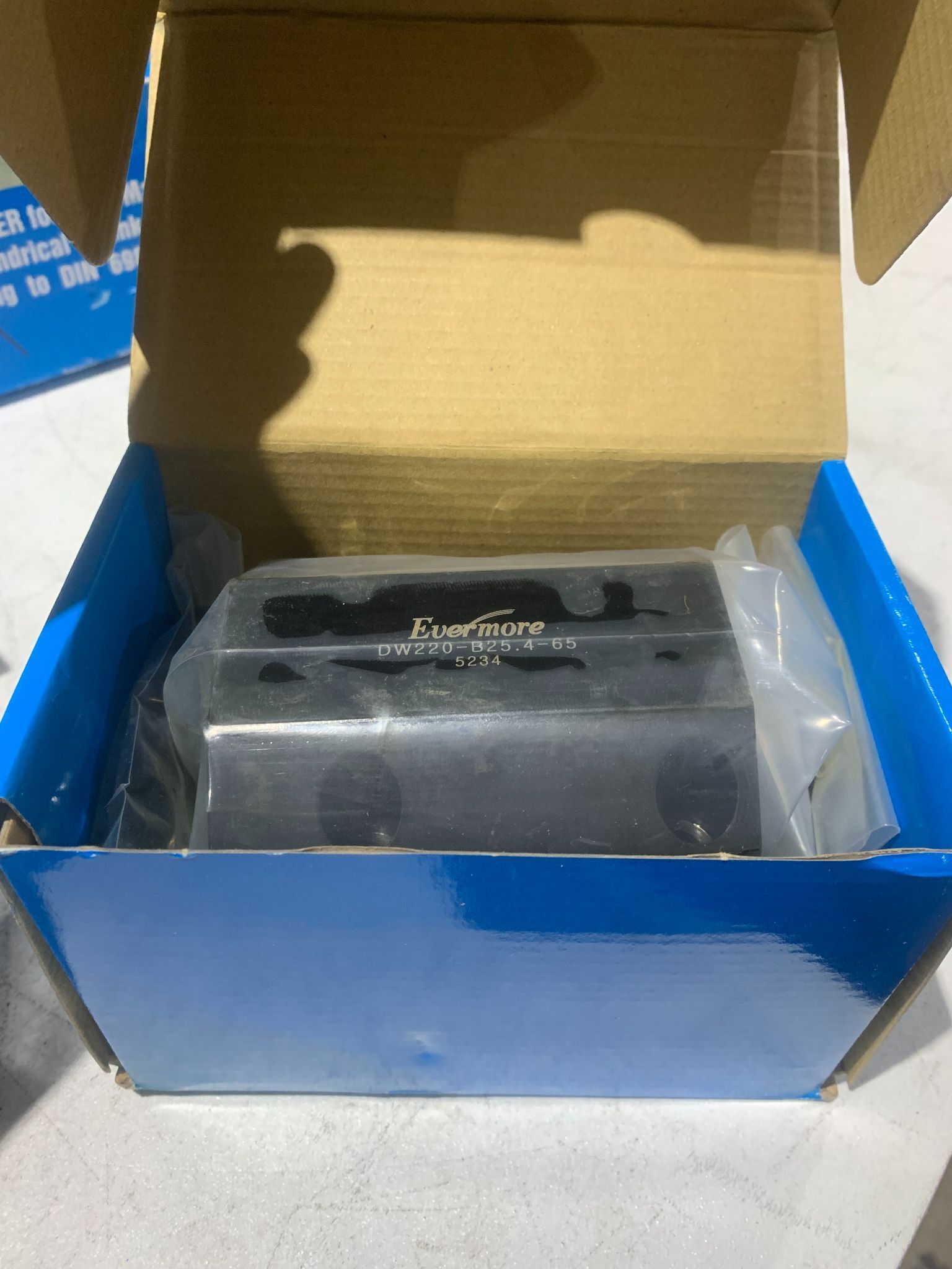 Evermore #DW220-B25.4-65, tool holder, new - Image 3