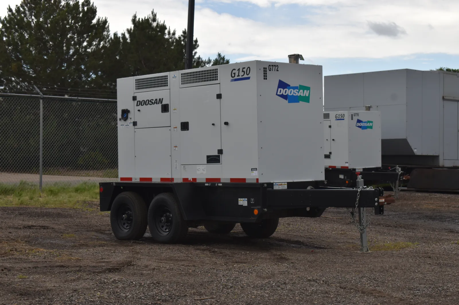 124 KW Daewoo Doosan #QSB5-Q12, diesel industrial generator, voltage selector switch, 2019 - Image 2