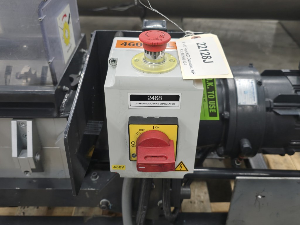 8.9" x 10.4" Rapid #RG2, granulator, 3 HP, 2 bed knives, 3 fly knives - Image 6