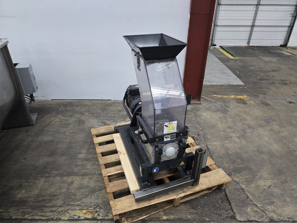 8.9" x 10.4" Rapid #RG2, granulator, 3 HP, 2 bed knives, 3 fly knives - Image 10