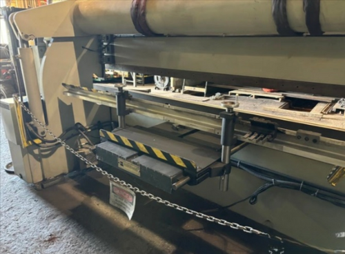100 Ton, Accurpress #710012, CNC Hydraulic Press Brake, 12' overall, 124" between housing, 14" open, 6" Shut - Image 2