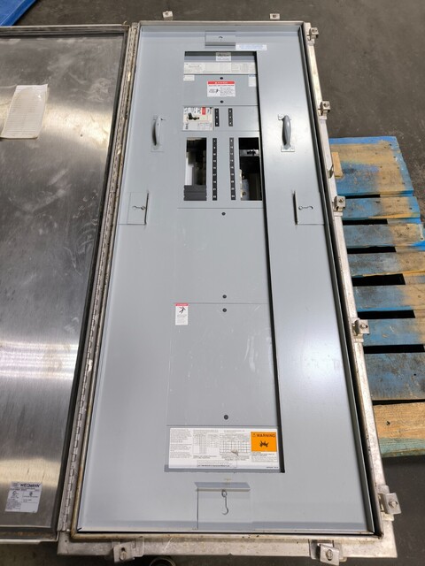 400 Amp. Eaton #PRL3A Pow-R-Line, Panelboard, 480Y/277 Volts, 3PH, weather protected enclosure, 2005 - Image 4