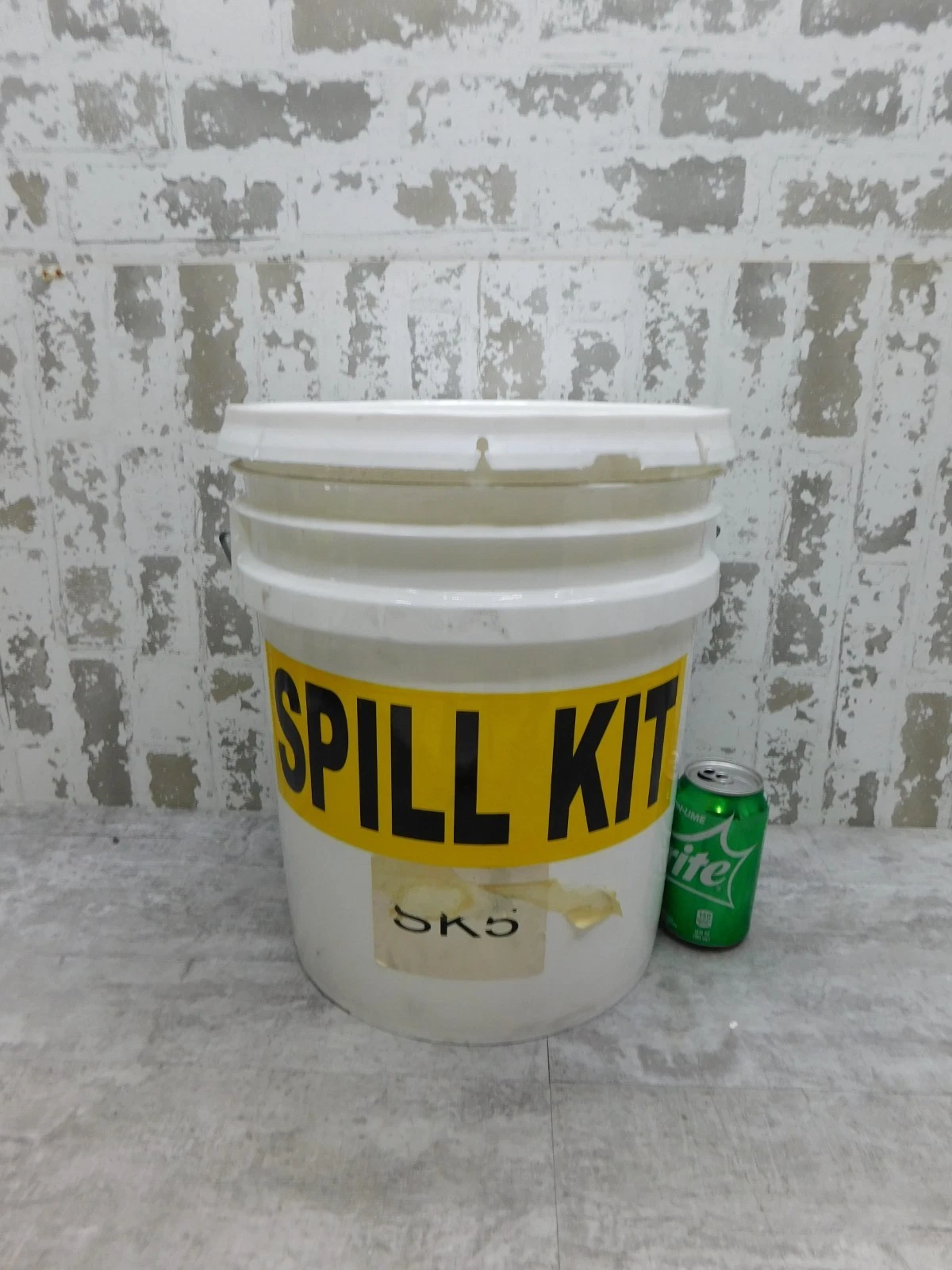 NEW Spilltech Universal Spill Kit, 5 Gallon, SPKU-5. 23 Piece NEW - Image 4