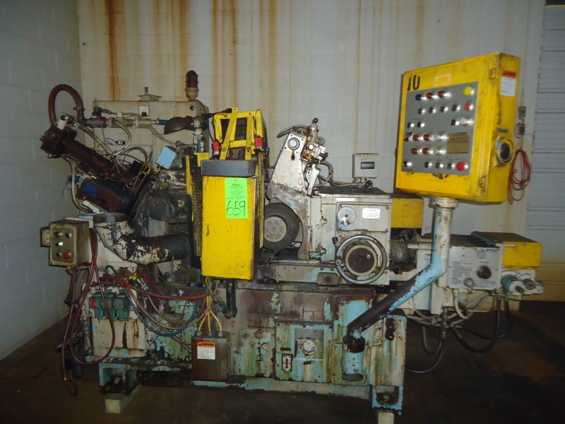 Cincinnati No. 220-8 Mdl. DR, centerless grinder, 4.75" diameter work capacity, 3" diameter work rest - Image 1