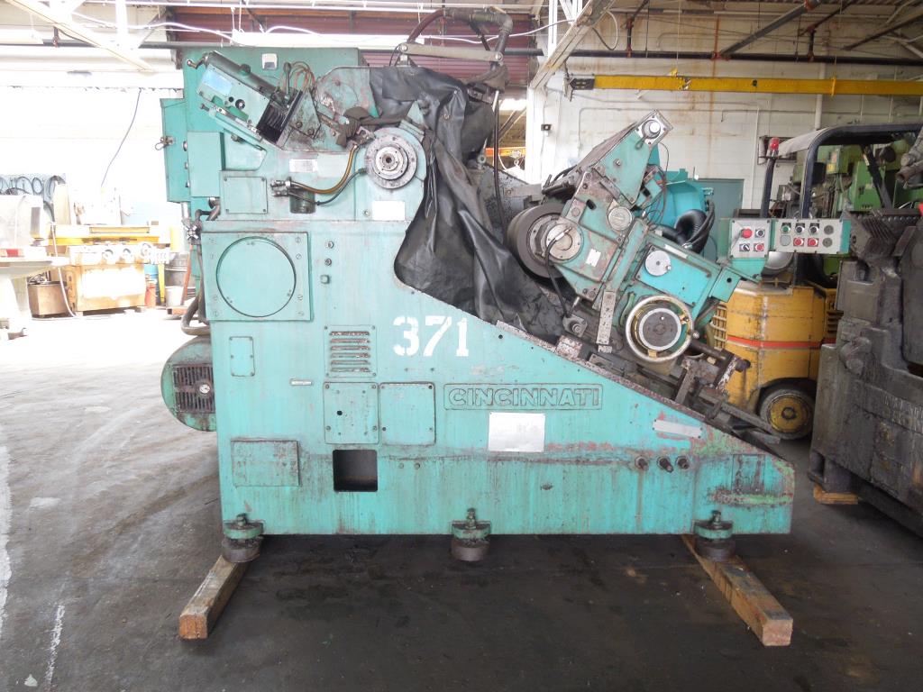 Cincinnati No. 440-20 Mdl. DE, twin grip centerless grinder, 10" diameter work capacity, 4" diameter work - Image 1