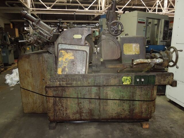 Cincinnati No. 2 Mdl. O-M, centerless grinder, 8" thru-feed work rest, 20" diameter x 8" width grinding - Image 3