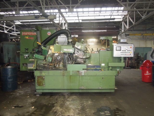 Cincinnati No. 350-20 Mdl. RK, centerless grinder, 6" diameter work capacity, 20" thru-feed work rest, 24" - Image 1