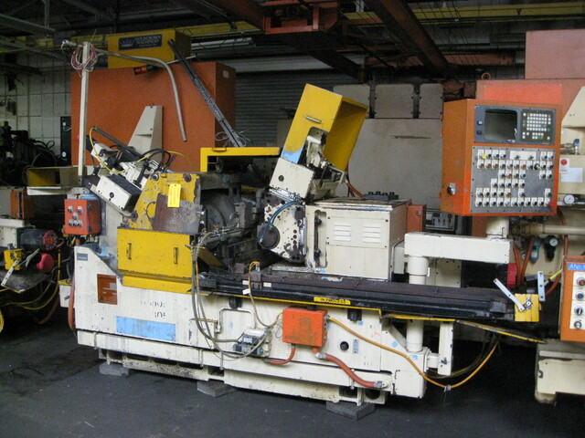 Gold Crown #GC-200, centerless grinder, 4.5" diameter work capacity, 24" x 10" x 12" grinding wheel, 30 HP - Image 1