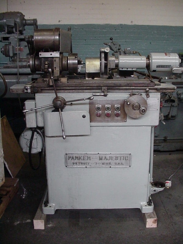 10" x 24" Parker #B, plain cylindrical grinder, 6" 3-Jaw chuck, 8" outside dimension x 3" ID x 1" face - Image 1