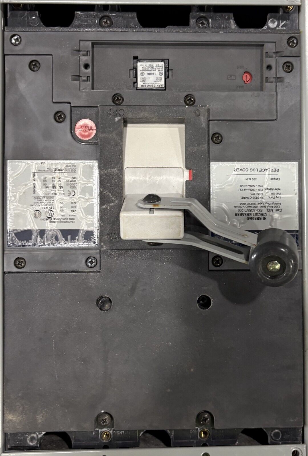 1200 Amp. General Electric #Spectra-Series, Main Power Panelboard, w/ (2)600A / (1)1200A Breaker - Image 2