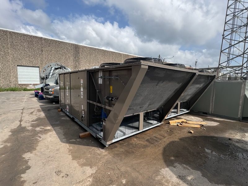 30 Ton, JCI York #VV30C0BG4R1CFH14A1, package unit, never installed, 2024 - Image 5