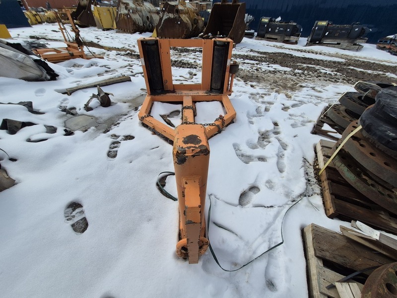B & D Manufacturing #33200-200, tire changer, 8000 lb. max. - Image 5