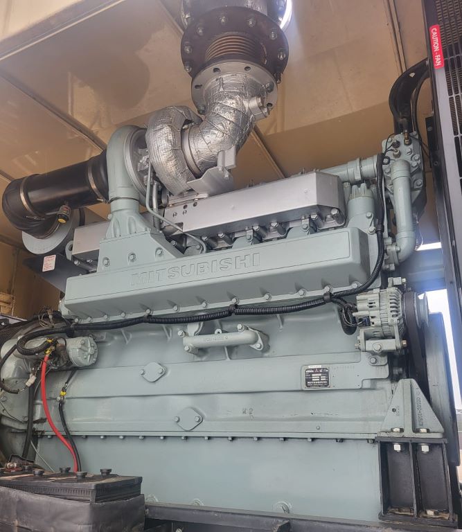 625 KW Generac #572RSL4030, diesel standby generator, 277/480 Volts, 312 hours - Image 9