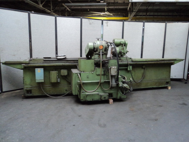 12" x 72" Cincinnati, universal cylindrical grinder, 14" diameter x 1.5" width x 5" hole grinding wheel - Image 2