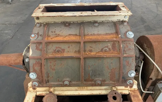 Jacobson #2424, Hammer Mill, Type Ajac, Size 2424, Direct Couple 125 HP Motor, 440 V - Image 10