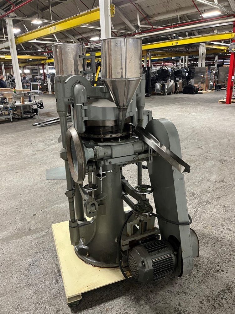 6.5 Ton, Manesty, Tablet Press, 33 Stations, 7/16" tablet diameter, 11/16" Depth of Fill, 180000 Tablets/hr. - Image 5