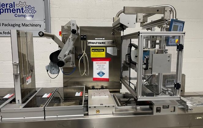 Multivac #R-230, Thermoformer, Busch Ra0100b5m3 Vacuum Pump, Neslab Chiller, Belt Conveyor, 220 V, 2001 - Image 8