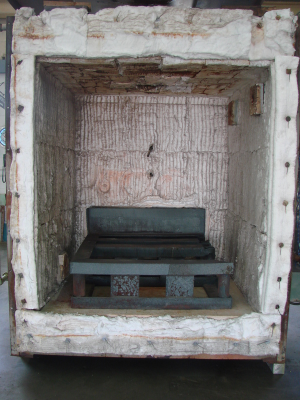 48" width x 48" H x 48" D L & L Special Furnace, gas fired, programmable control, 2100&deg;F - Image 2