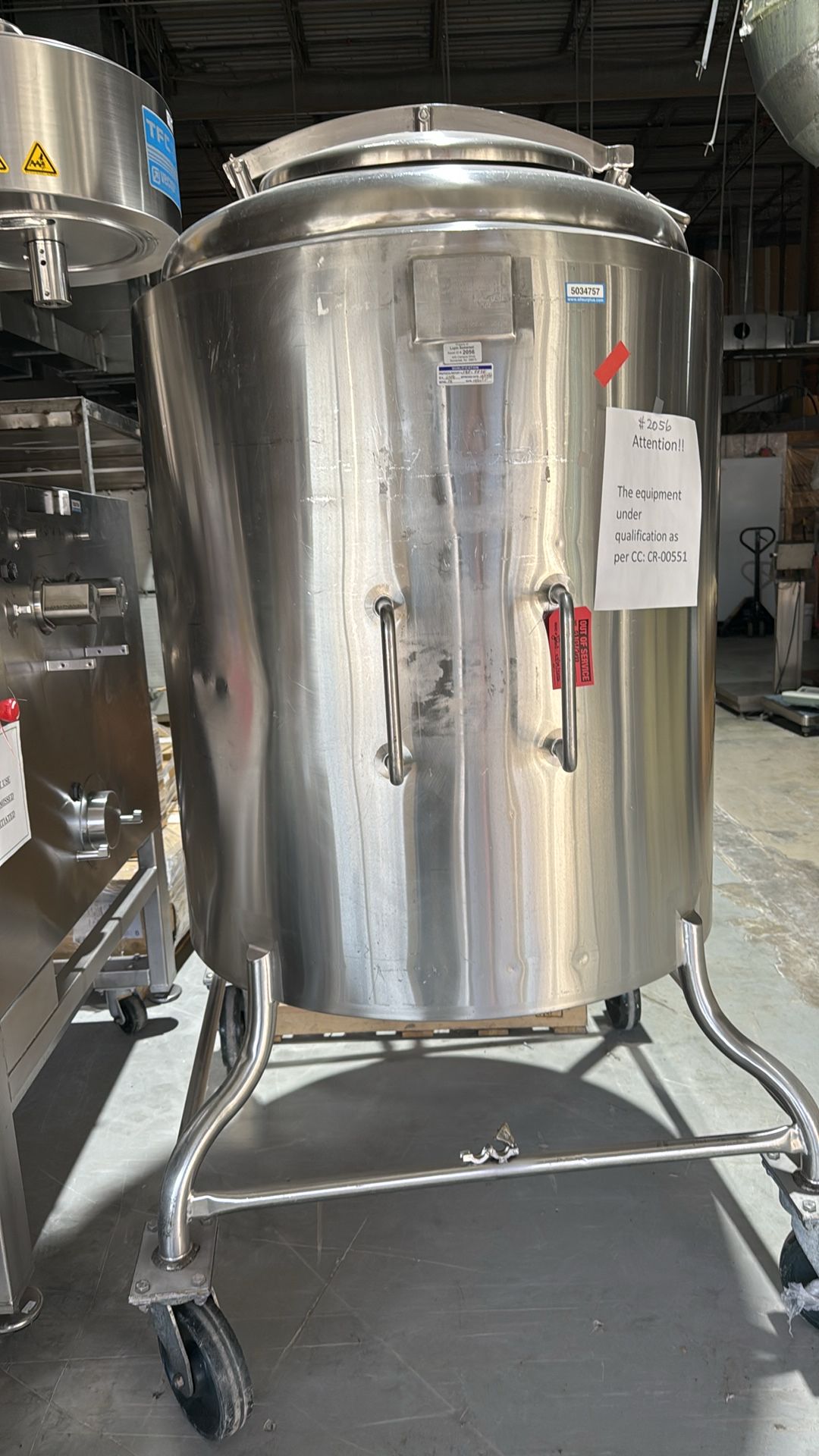 187 gallon DCI, Stainless steel jacketed tank, 75 psi, 1991 - Image 2