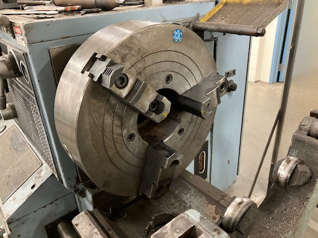20" x 120" Tarnow, 4" spinlde hole, steady rest, inch and metric threading - Image 5