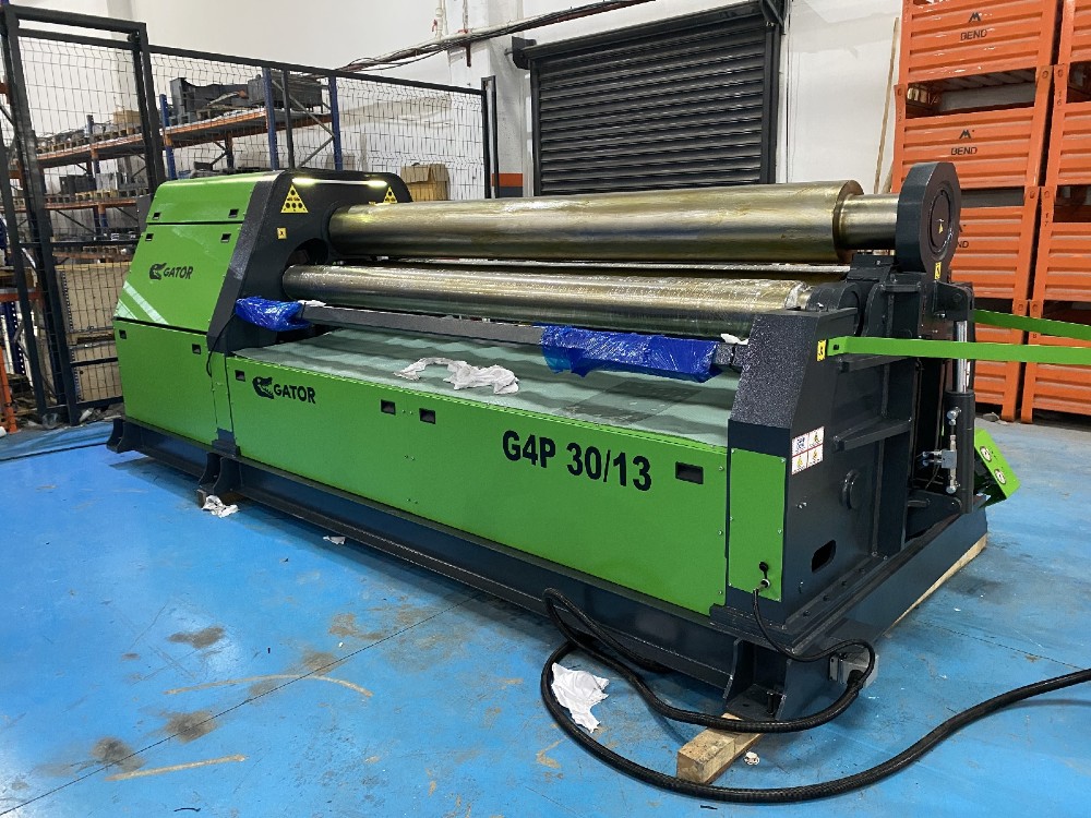 82" x 3/8" Gator #G4P-20/10, 4-roll hydraulic plate roll, planetary guide - Image 1