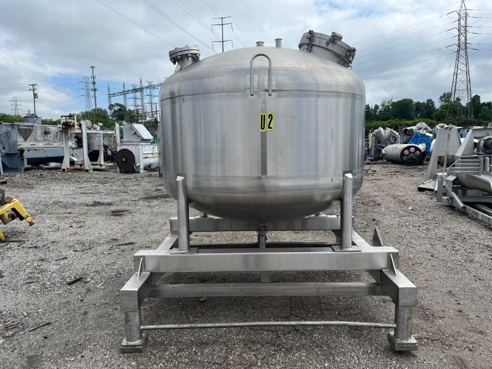630 gallon Cherry Burrell, Receiver Tank, Stainless Steel, 72" diameter x 30" straight side, 18" Top Manway - Image 3