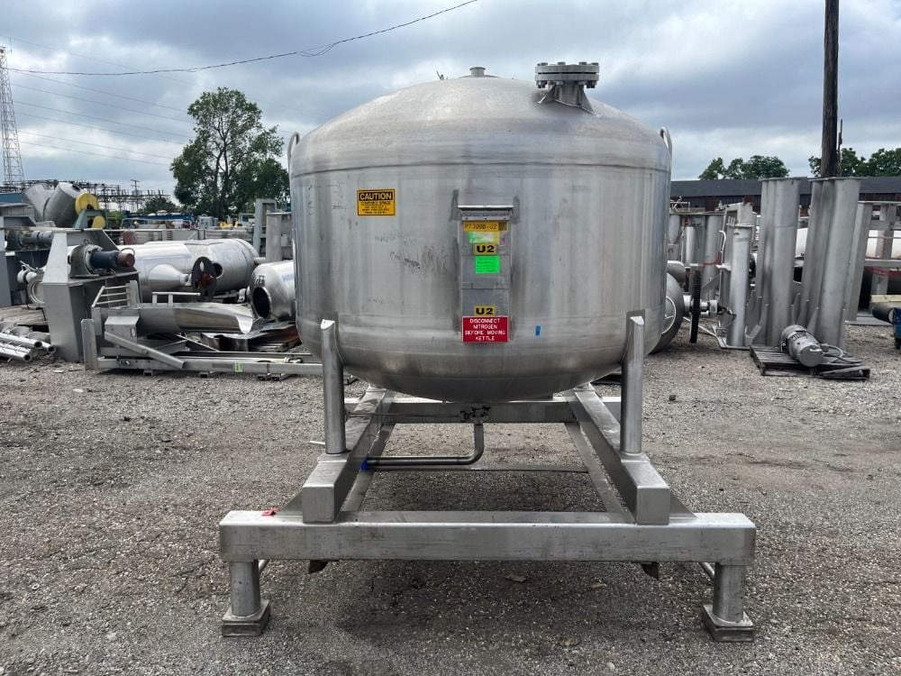 630 gallon Cherry Burrell, Receiver Tank, Stainless Steel, 72" diameter x 30" straight side, 18" Top Manway - Image 4