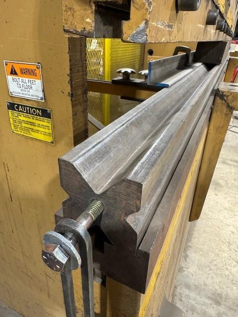 100 Ton, Standard #AB100-10, press brake, 10' overall, 101" between housing, 6" throat, 6" stroke, 13" open - Image 4