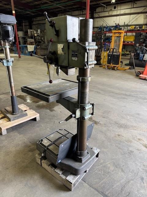 10" Boice Crane Wilton #20600, Drill Press, 8 speed 120-1640 RPM, 17.25" x 21" table, w/ t-slot, Jacobs drill - Image 3