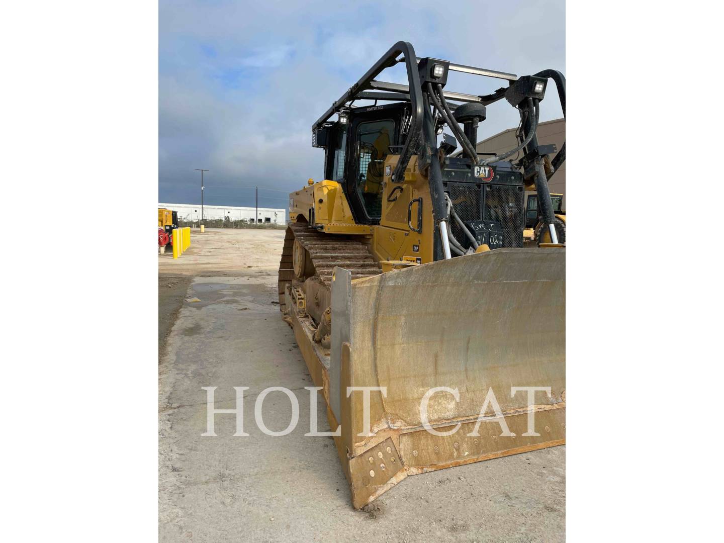 Caterpillar D6 LGP, Crawler Dozer, 379 hours, S/N: KMT01102, 2023 - Image 2