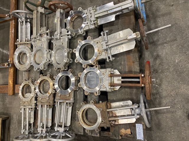6" Dezurik, Rovalve, Velan, TLV, Stainless steel slide gate valves, lot of 10 - Image 1