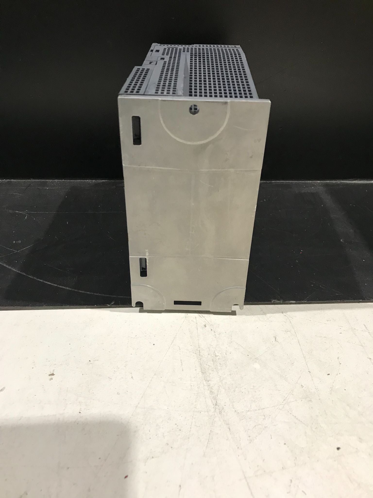 Mitsubishi #MDS-EJ-V1-40 servo drive unit new - Image 2